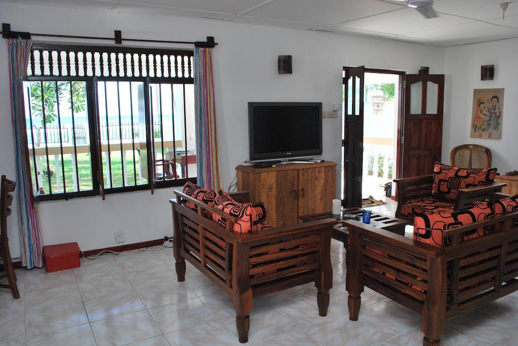Beach House Mirissa Habitación foto